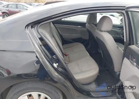 2019 Hyundai Elantra Se z USA, uszkodzony, nr VIN 5NPD74LF3KH460098